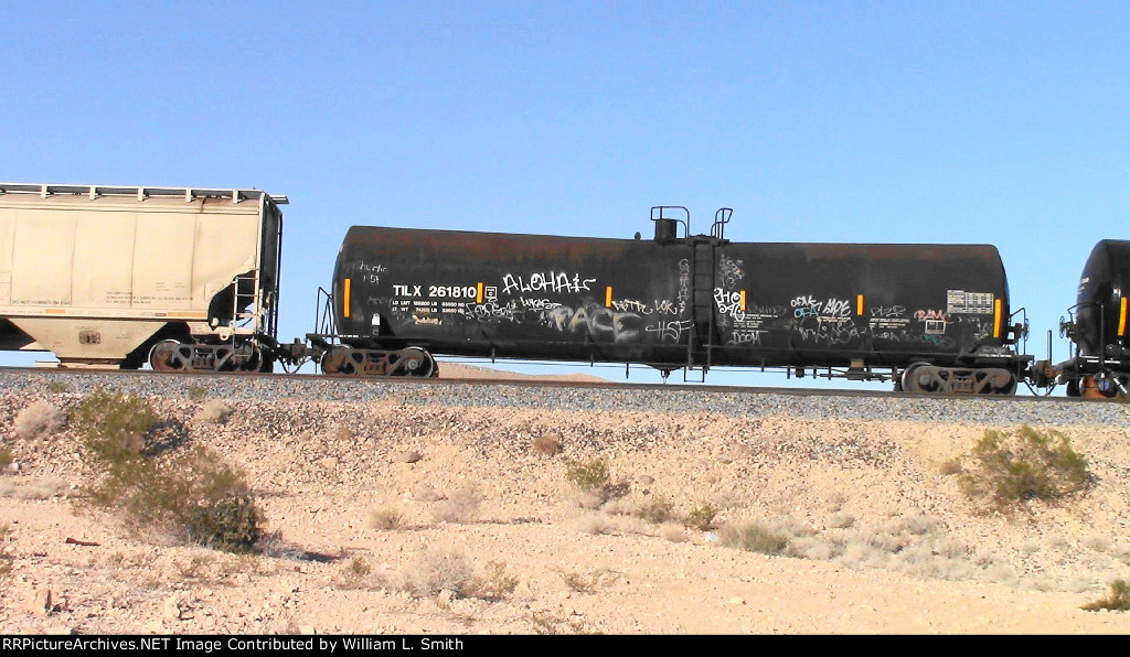 WB Manifest Frt at Erie NV W-MidTrnSlvs&Pshr -8